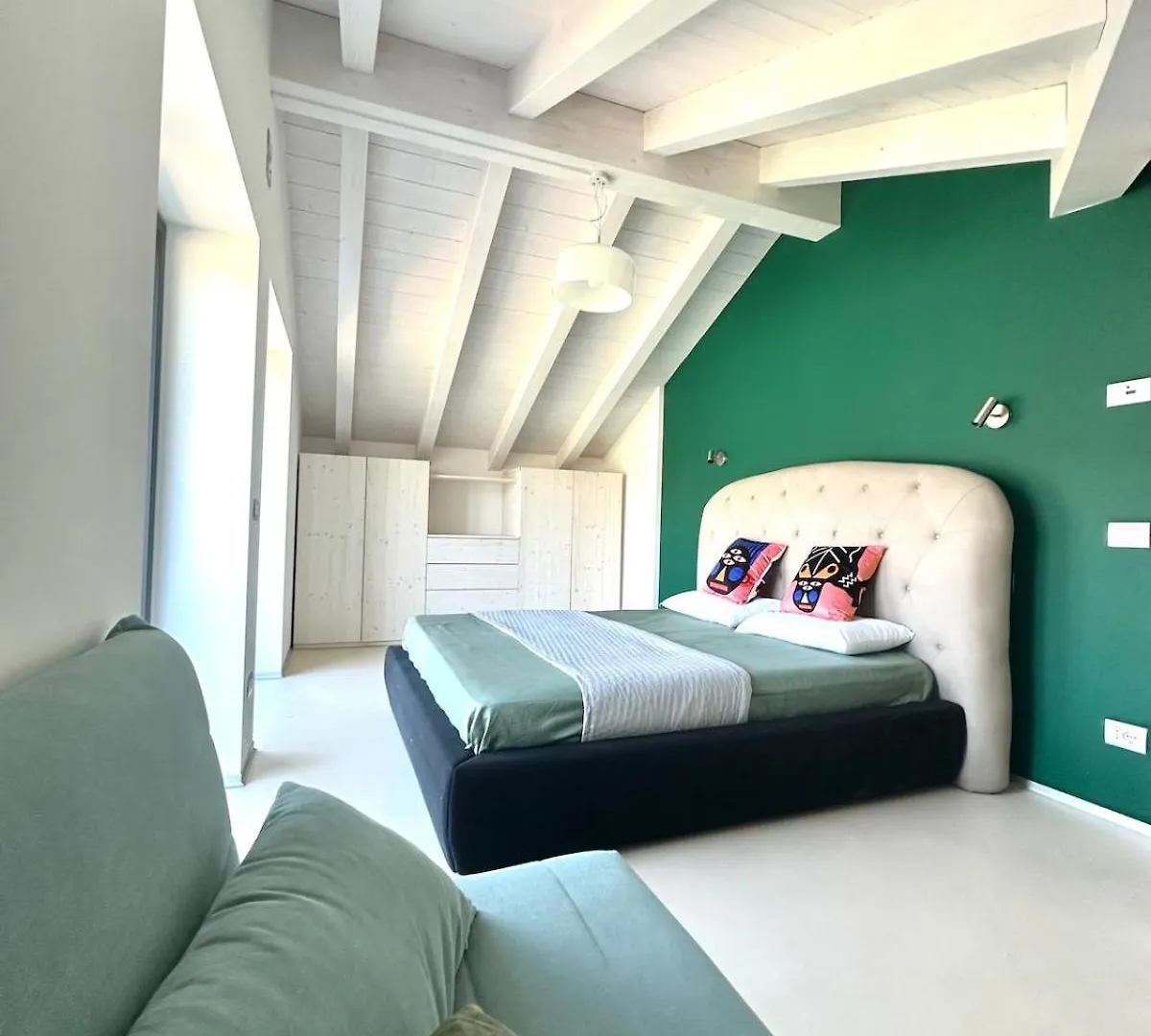 Appartement Top Floor Design Apt, 3Bd, 2Bt! Colico